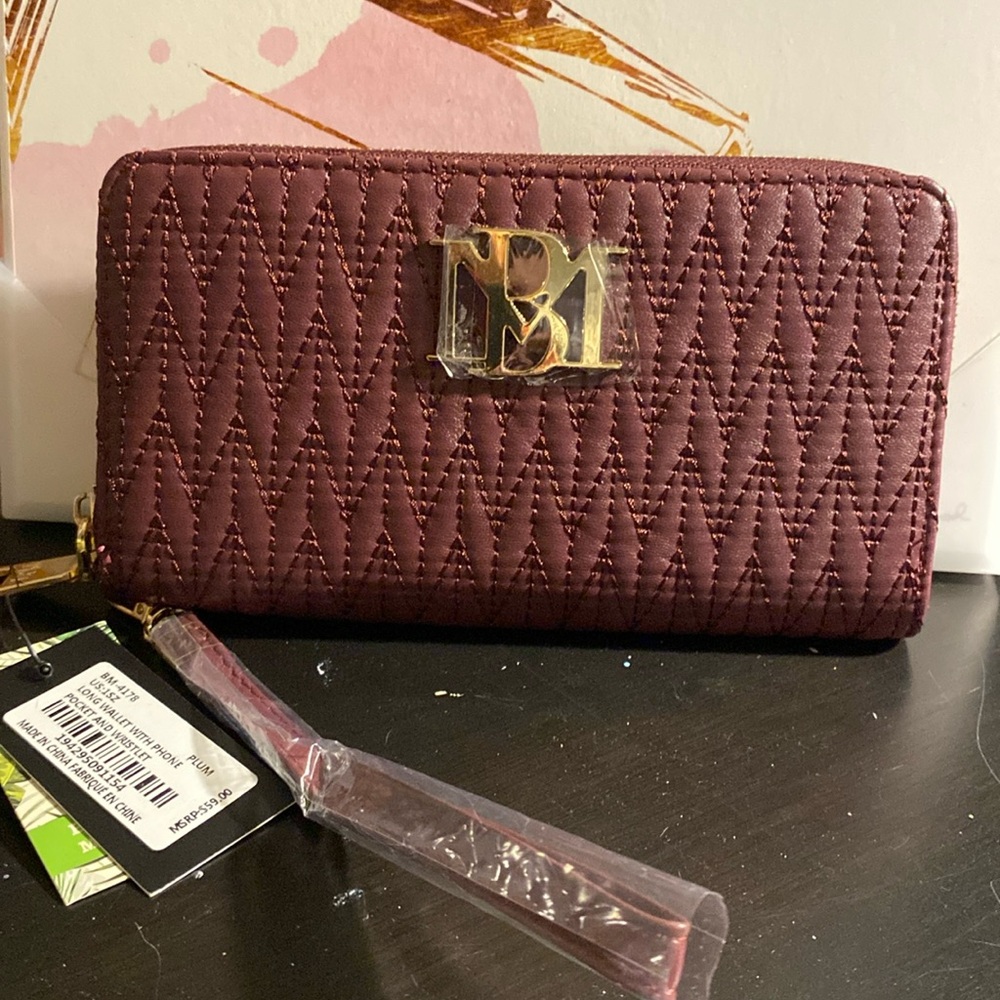 NWT Badgley Mishka Wallet